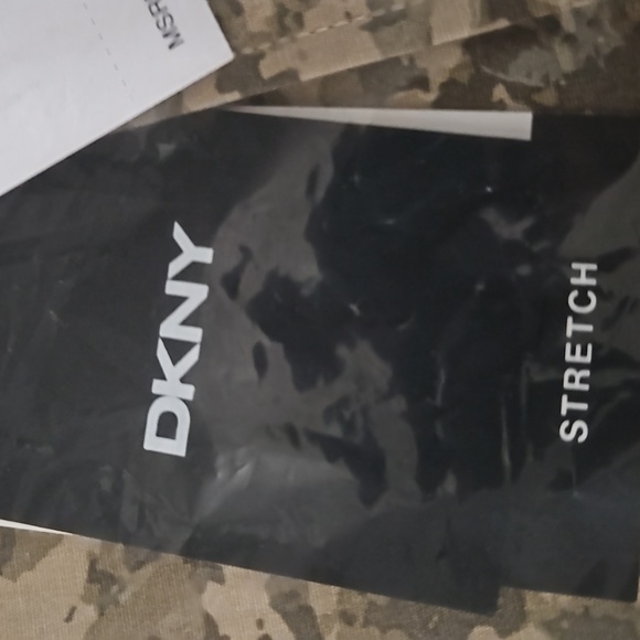 DKNY Mens Brown Camo Stretch Casual Button Up Shirt. BRAND NEW w/ TAGS!!!! - Picture 3 of 5